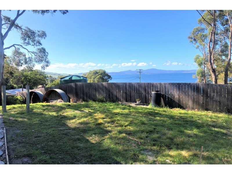 1 Susans Bay Road, Primrose Sands TAS 7173