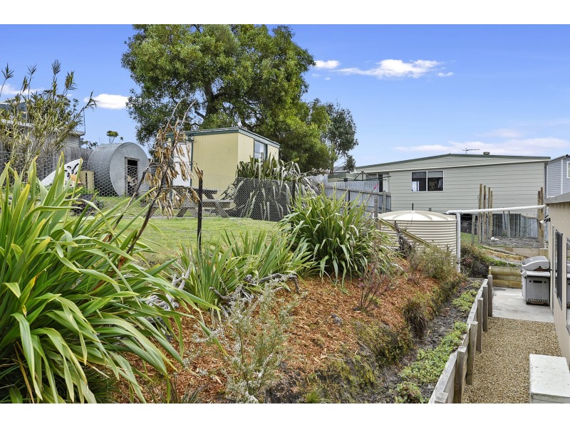 9 Sloping Main Drive, Sloping Main TAS 7186