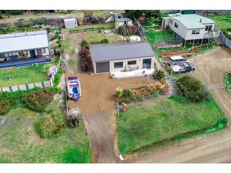 9 Sloping Main Drive, Sloping Main TAS 7186