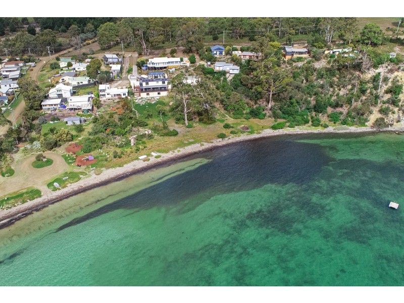 9 Sloping Main Drive, Sloping Main TAS 7186