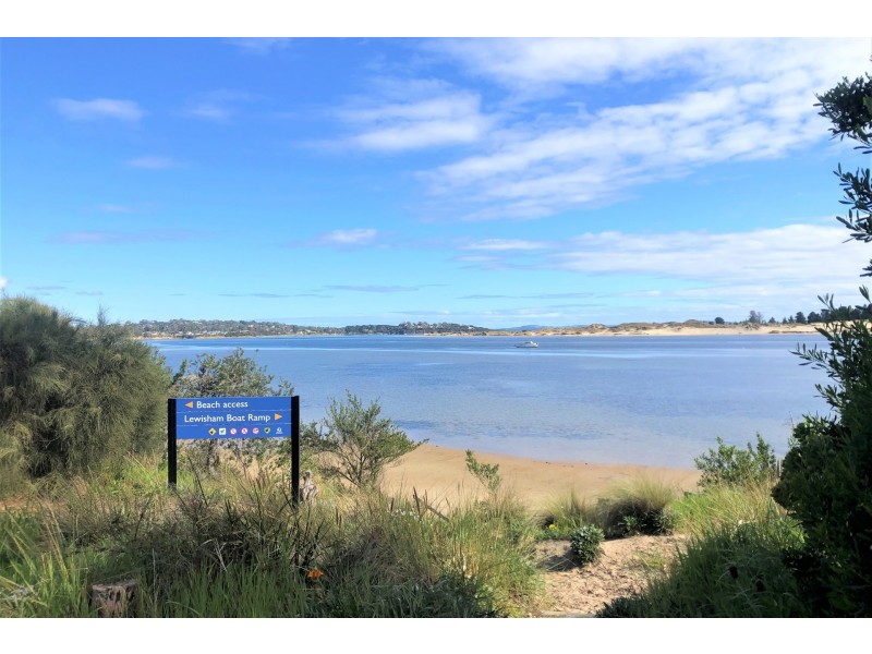 221 Lewisham Scenic Drive, Lewisham TAS 7173