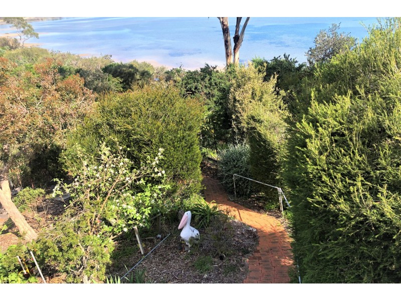 221 Lewisham Scenic Drive, Lewisham TAS 7173
