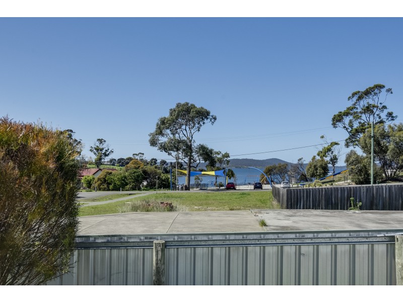 5 Church Street, Dunalley TAS 7177