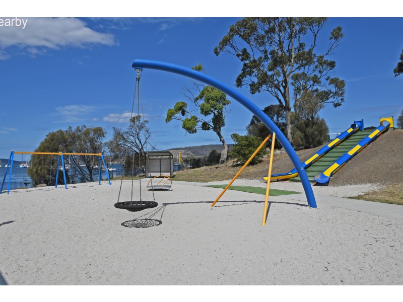 5 Church Street, Dunalley TAS 7177