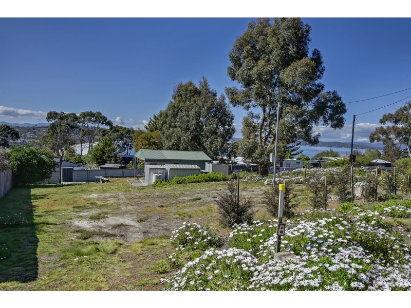 8 Kestrel Street, Primrose Sands TAS 7173