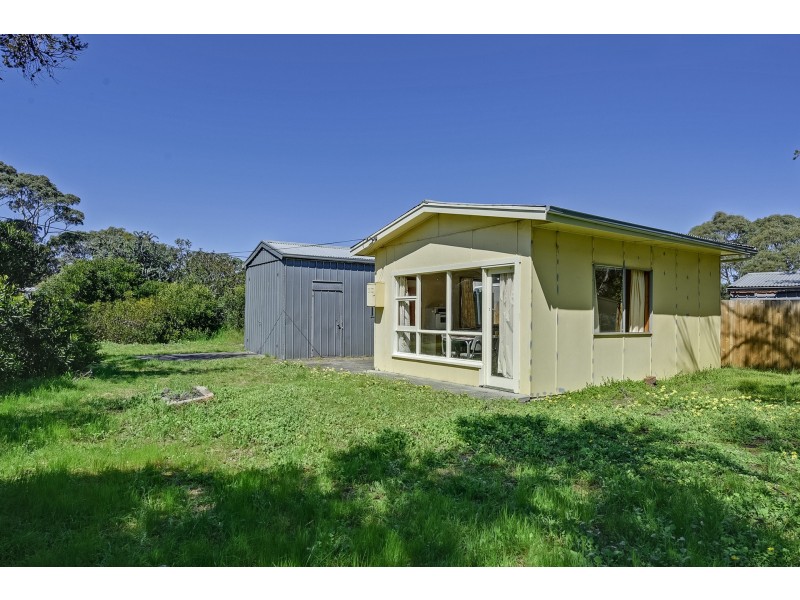 8 Veronica Street, Primrose Sands TAS 7173