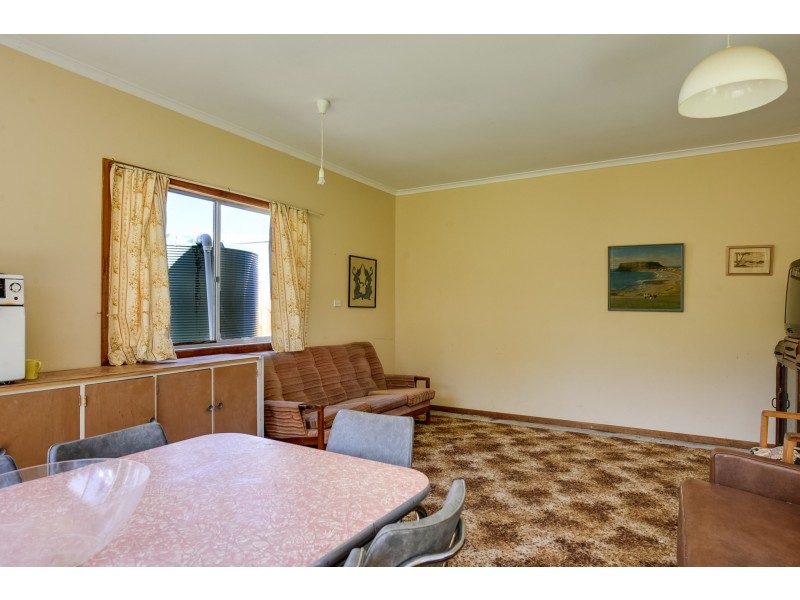 8 Veronica Street, Primrose Sands TAS 7173