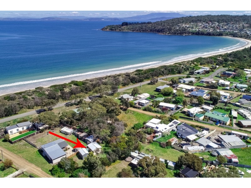8 Veronica Street, Primrose Sands TAS 7173