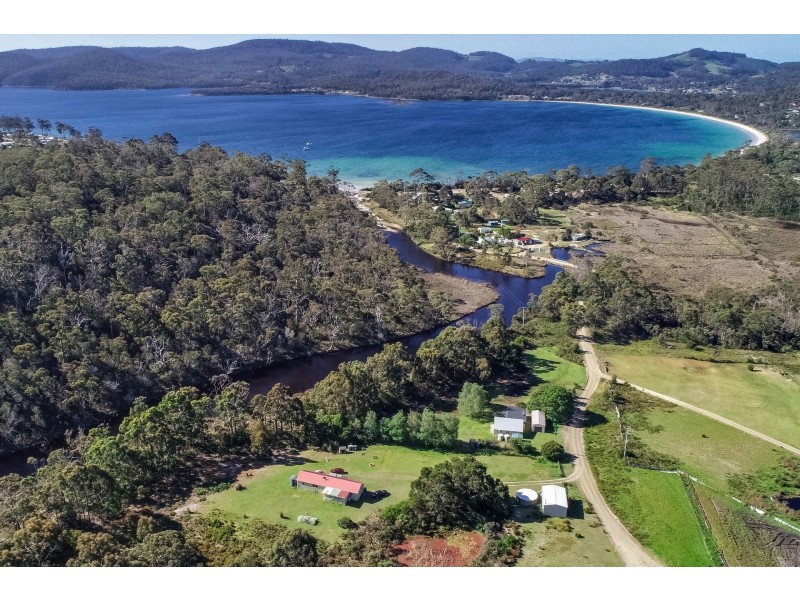 42 Wades Road, White Beach TAS 7184