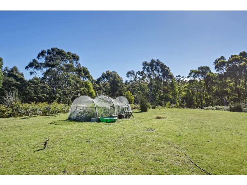 42 Wades Road, White Beach TAS 7184