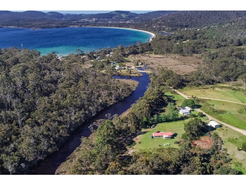 42 Wades Road, White Beach TAS 7184
