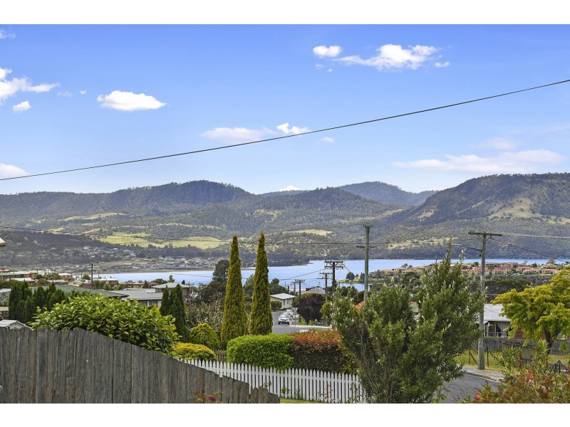 26 Cleburne Street, Claremont TAS 7011