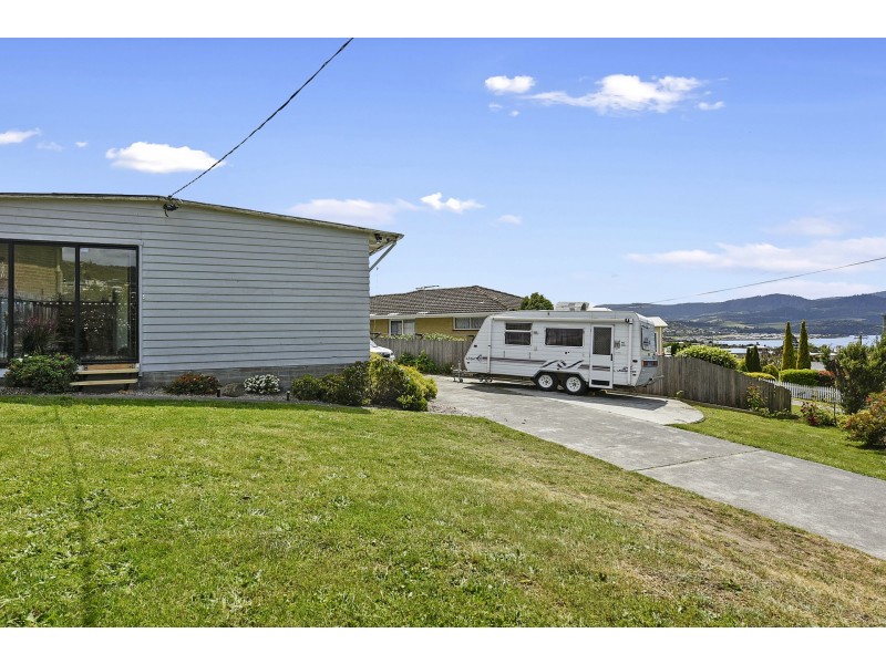 26 Cleburne Street, Claremont TAS 7011
