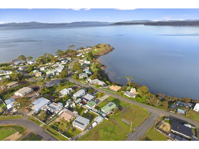 52 Linden Road, Primrose Sands TAS 7173