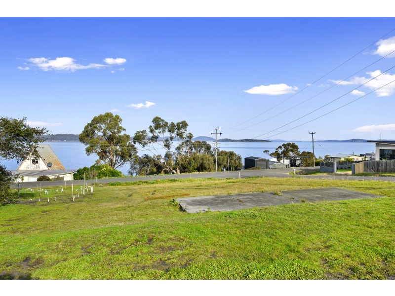 52 Linden Road, Primrose Sands TAS 7173