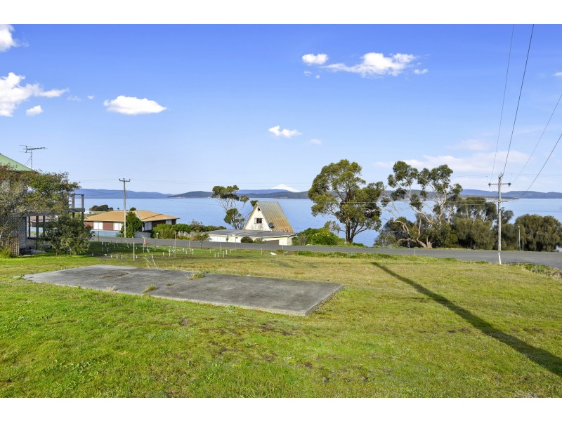 52 Linden Road, Primrose Sands TAS 7173