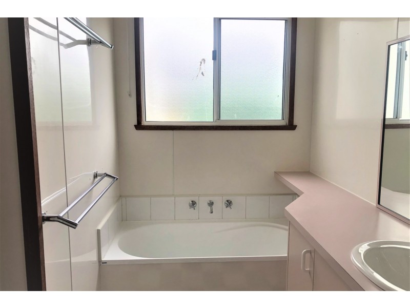 6 Esplanade, Dunalley TAS 7177