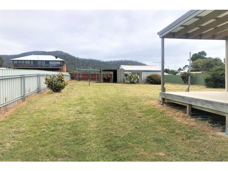 6 Esplanade, Dunalley TAS 7177
