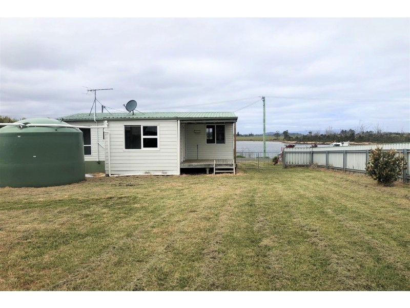 6 Esplanade, Dunalley TAS 7177