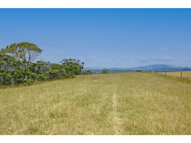 646 Primrose Sands Road, Primrose Sands TAS 7173