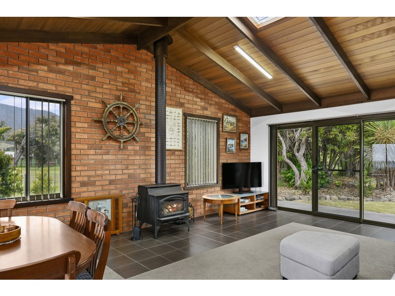 435 Pirates Bay Drive, Eaglehawk Neck TAS 7179