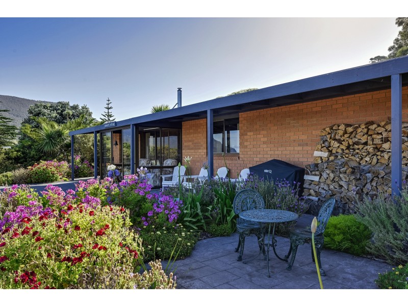 435 Pirates Bay Drive, Eaglehawk Neck TAS 7179