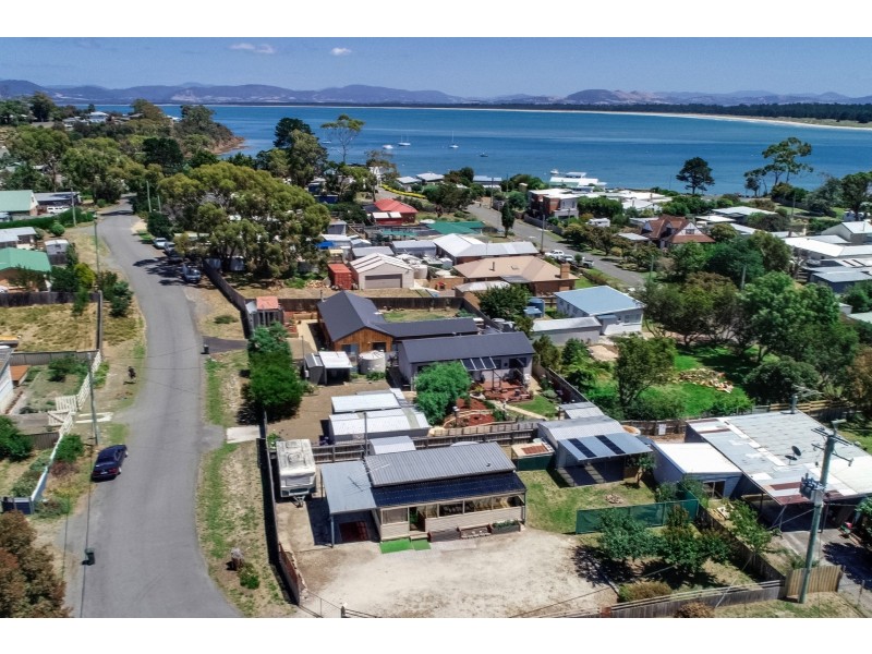 22 Pargonee Street, Dodges Ferry TAS 7173
