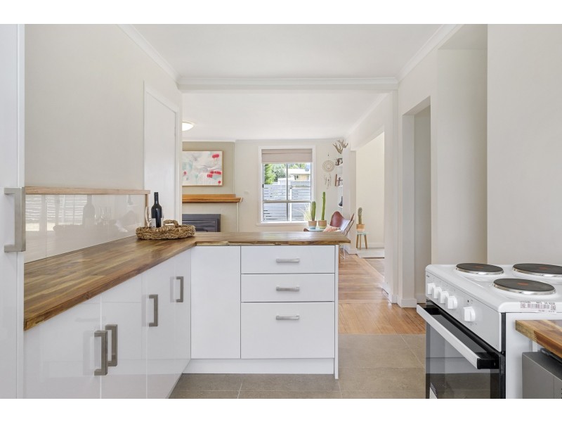 6 Webb Street, Dodges Ferry TAS 7173