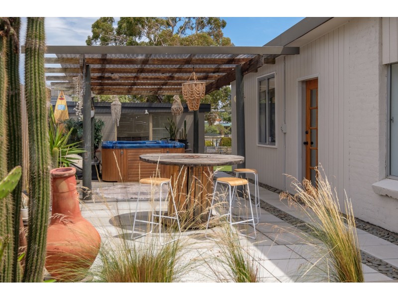 6 Webb Street, Dodges Ferry TAS 7173