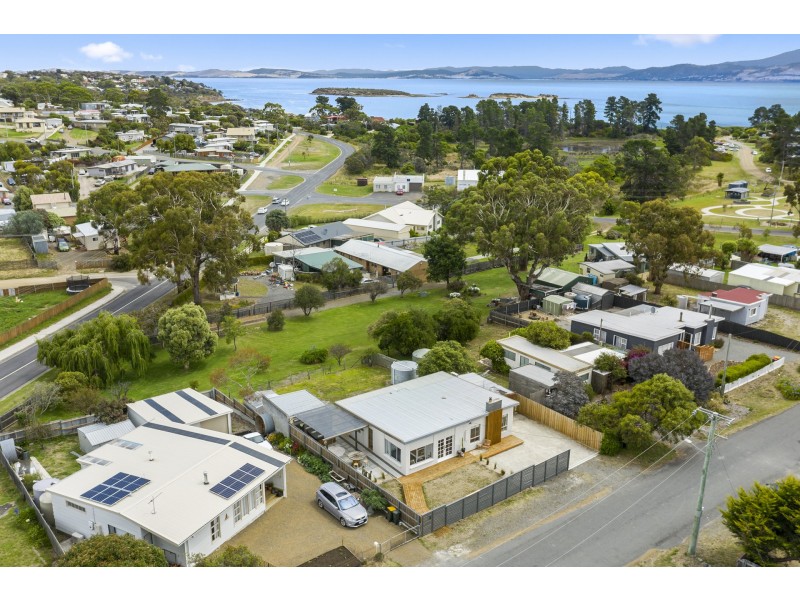 6 Webb Street, Dodges Ferry TAS 7173