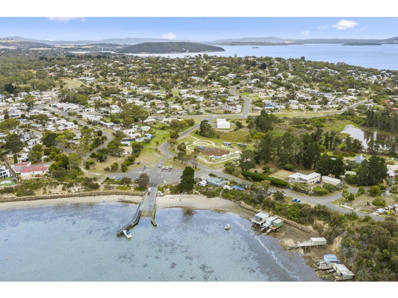 6 Webb Street, Dodges Ferry TAS 7173