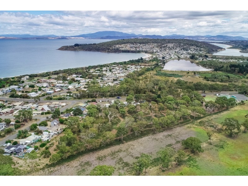 415 Primrose Sands Road, Primrose Sands TAS 7173