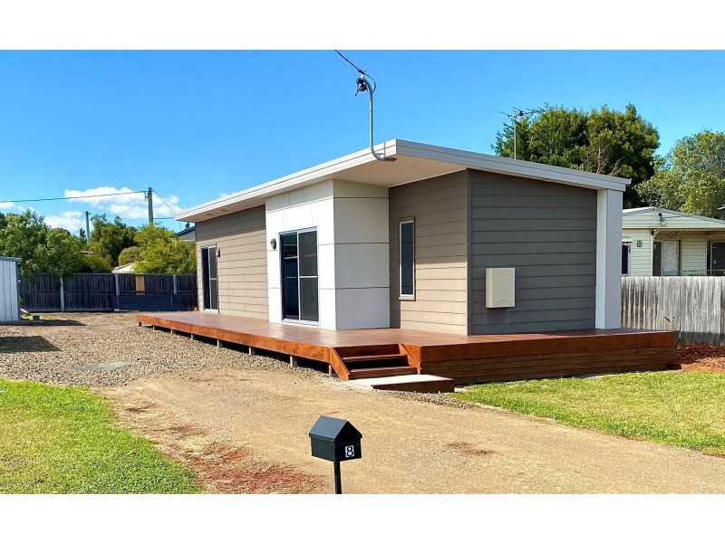 8 First Avenue, Dodges Ferry TAS 7173