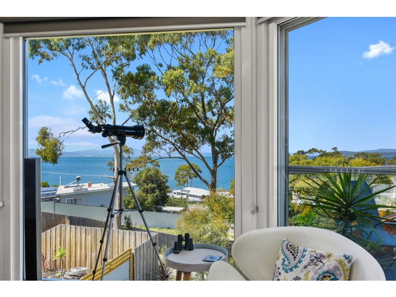 12 Lantana Place, Primrose Sands TAS 7173