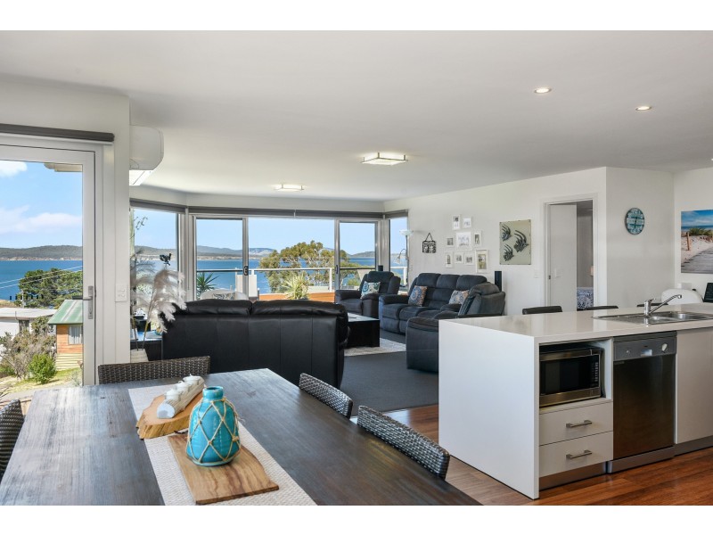 12 Lantana Place, Primrose Sands TAS 7173