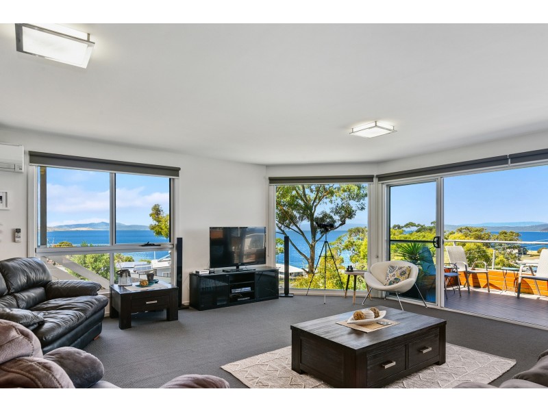 12 Lantana Place, Primrose Sands TAS 7173