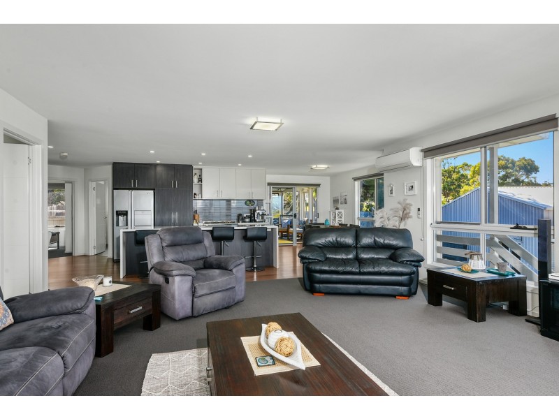 12 Lantana Place, Primrose Sands TAS 7173