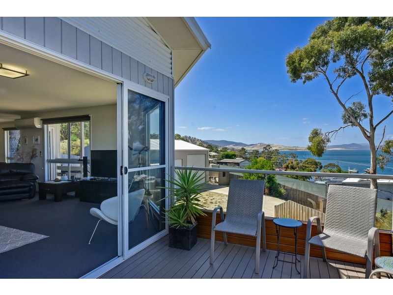 12 Lantana Place, Primrose Sands TAS 7173
