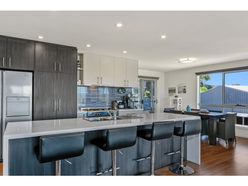 12 Lantana Place, Primrose Sands TAS 7173