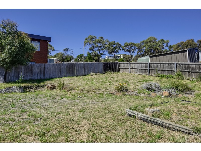 9 Rowan Avenue, Primrose Sands TAS 7173