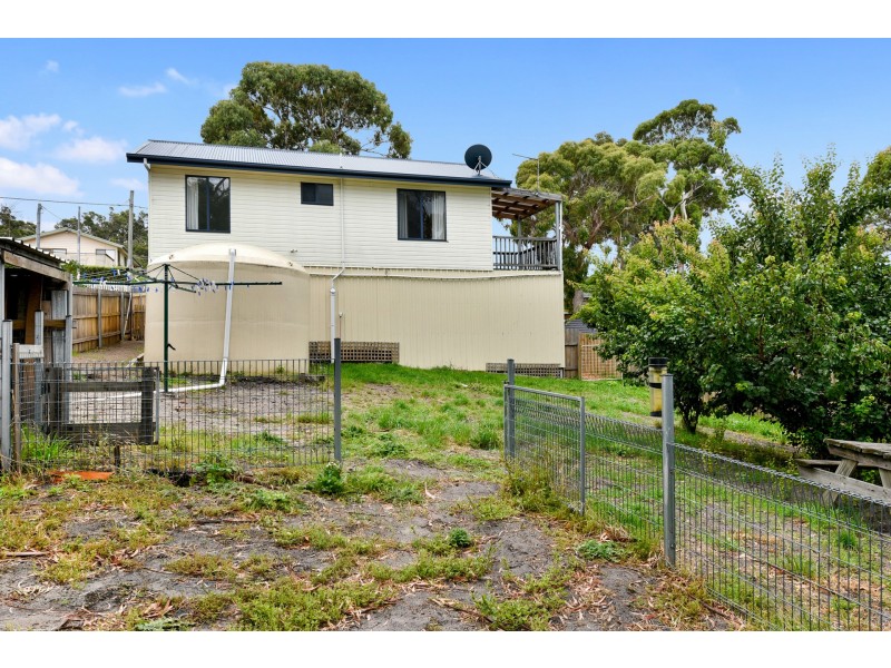 12 Broom Street, Primrose Sands TAS 7173