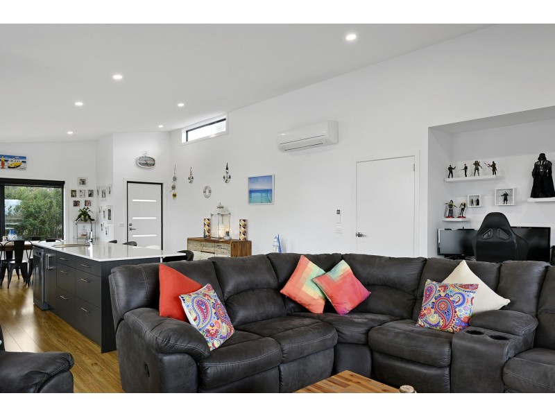 6 Eastaugh Street, Dodges Ferry TAS 7173