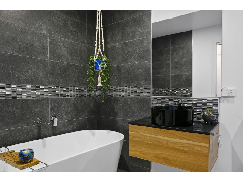 6 Eastaugh Street, Dodges Ferry TAS 7173