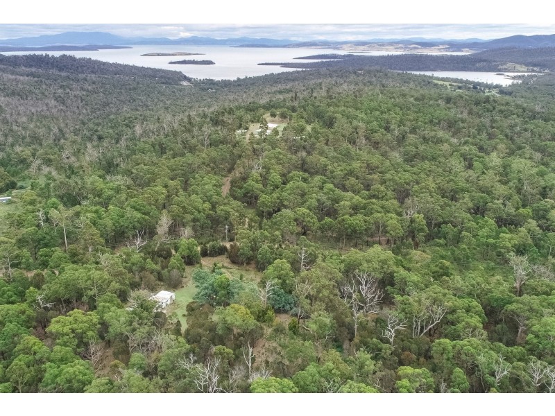 75 Flinders Bay Road, Murdunna TAS 7178