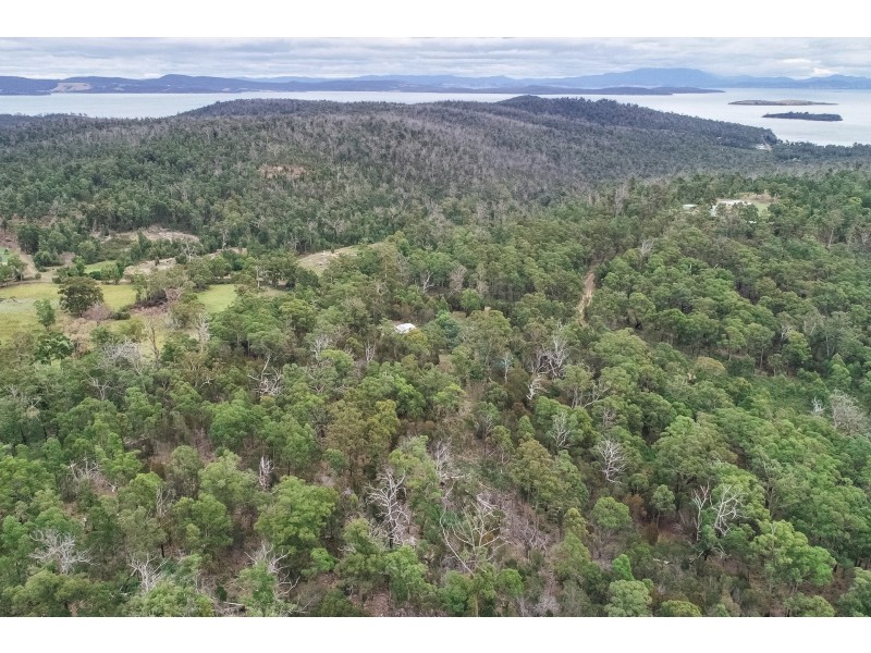 75 Flinders Bay Road, Murdunna TAS 7178