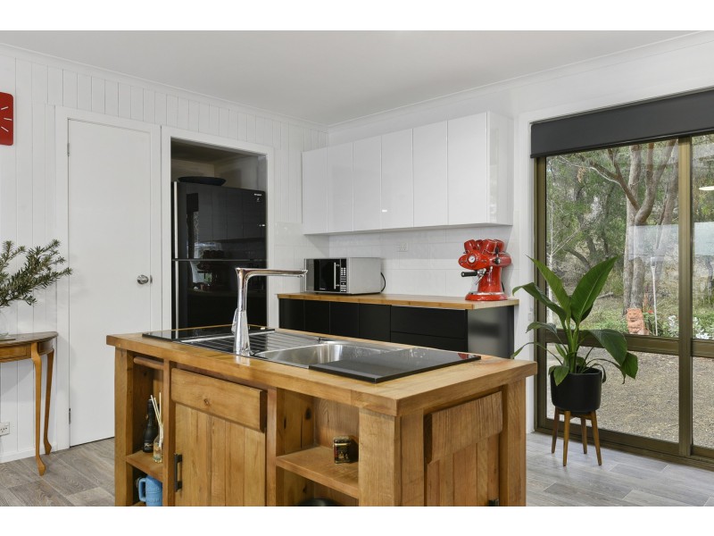 10 Susans Bay Road, Primrose Sands TAS 7173