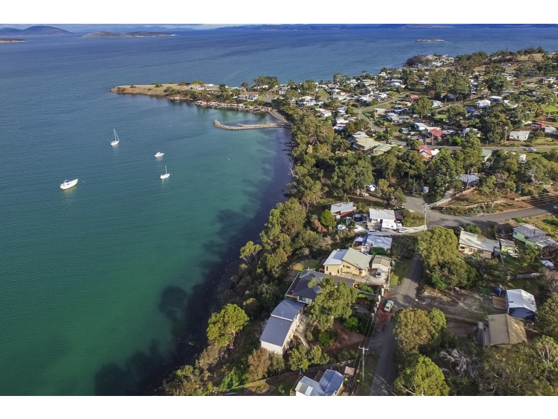 10 Susans Bay Road, Primrose Sands TAS 7173