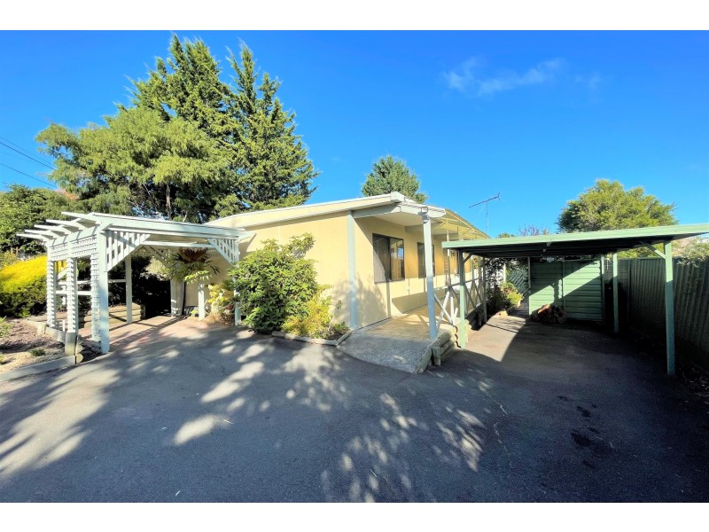 8 Midway Street, Midway Point TAS 7171