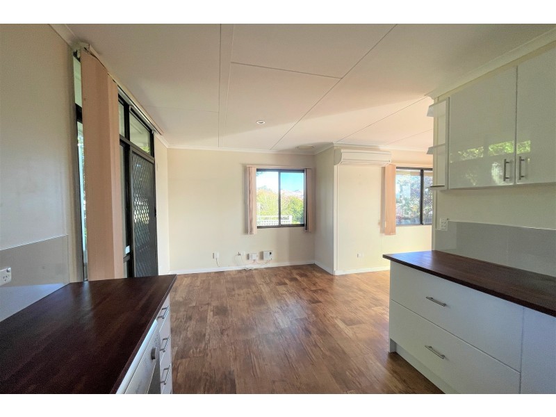 8 Midway Street, Midway Point TAS 7171