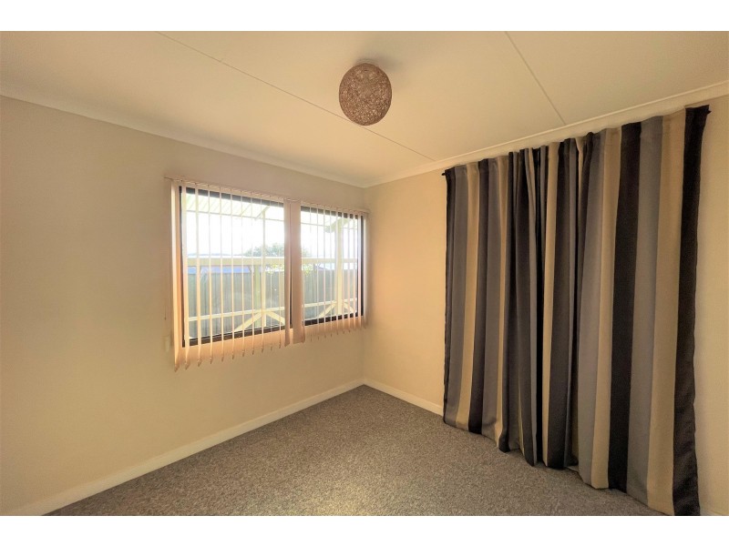 8 Midway Street, Midway Point TAS 7171
